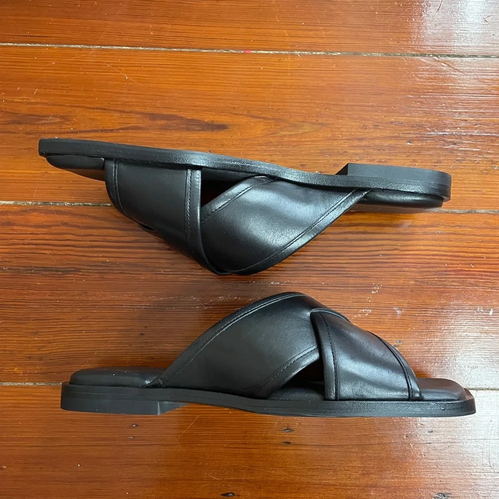 NWOB Freda Salvador Marta Criss-Cross Slide Black Minimalist Leather Sz 9 ❤️🎀 - Picture 7 of 10